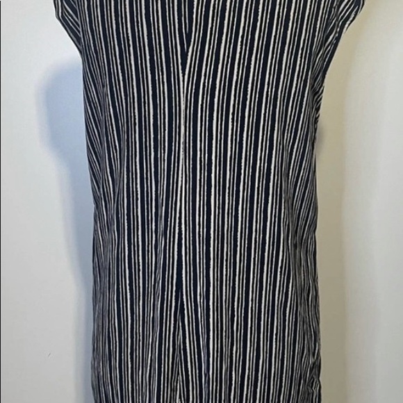 MM LaFleur Navy/Cream Blouse size Small - Picture 2 of 3